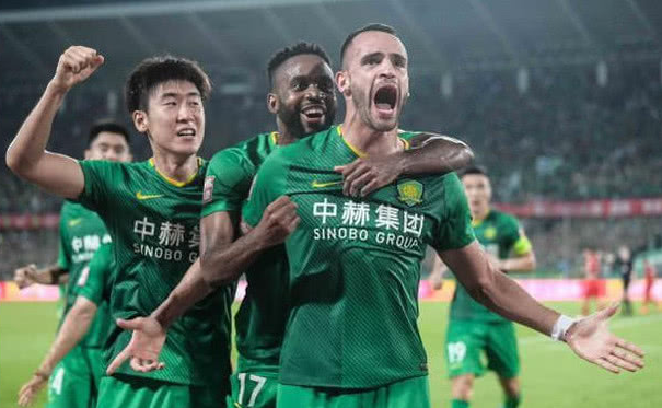  法兰克福击败拜仁终结对手不败金身  